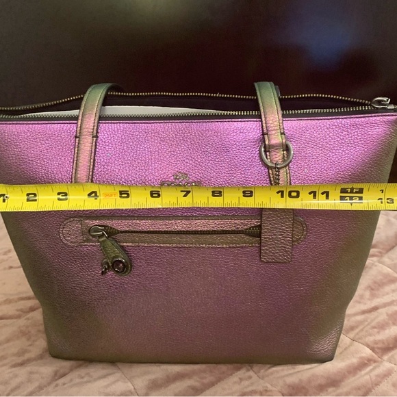 RARE Coach Iridescent Purple Taylor Tote - Picture 9 of 11
